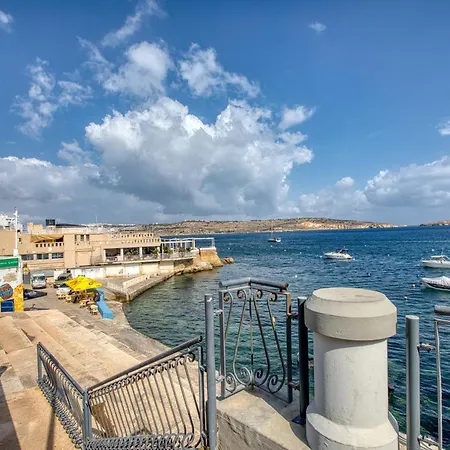 5th Floor Seafront Apartment St. Paul's Bay