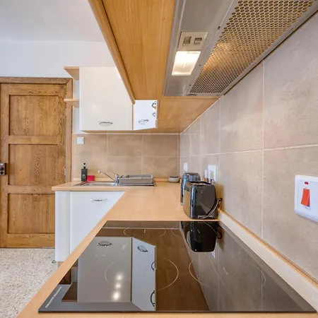 5th Floor Seafront Apartment