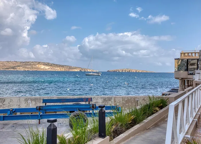 5th Floor Seafront *