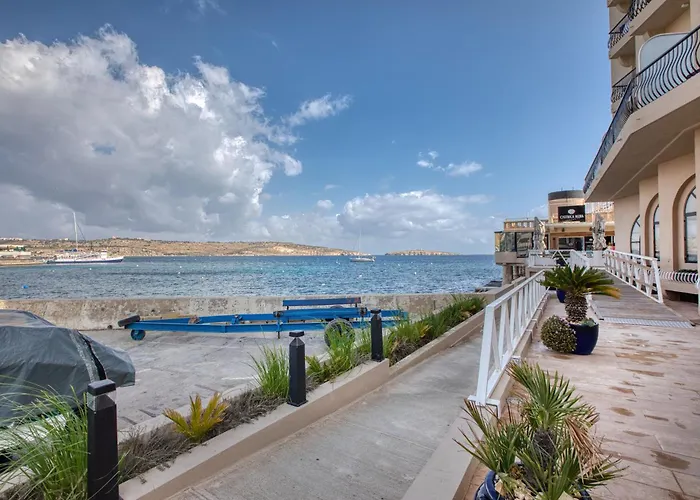 5th Floor Seafront St. Paul's Bay