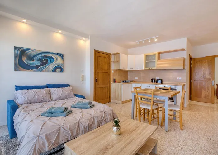 Apartment 5th Floor Seafront