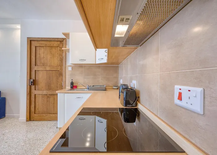 5th Floor Seafront Apartment