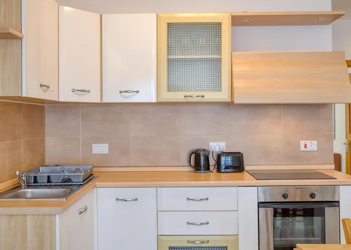 Apartment 5th Floor Seafront *